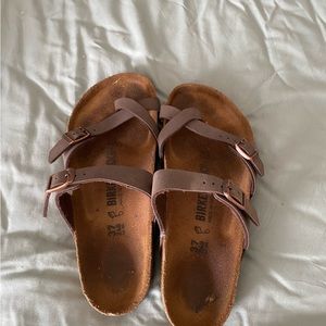 Women’s Birkenstock’s Sz 37